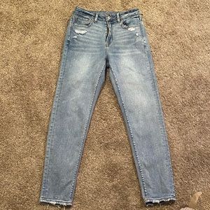 American Eagle ripped mom jeans
